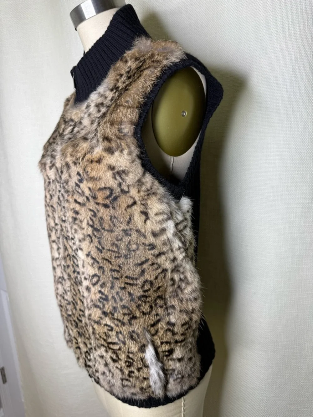 L.A.C.E. Faux Fur Vest Leopard Rabbit Fur Wool Knit Size L Luxe Winter Chic - Picture 3 of 7